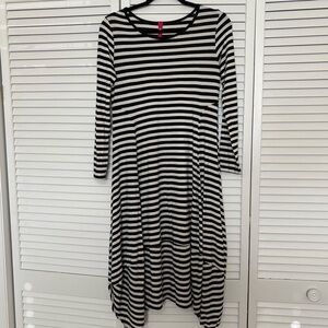 Connie Black and White Long Sleeve Dress